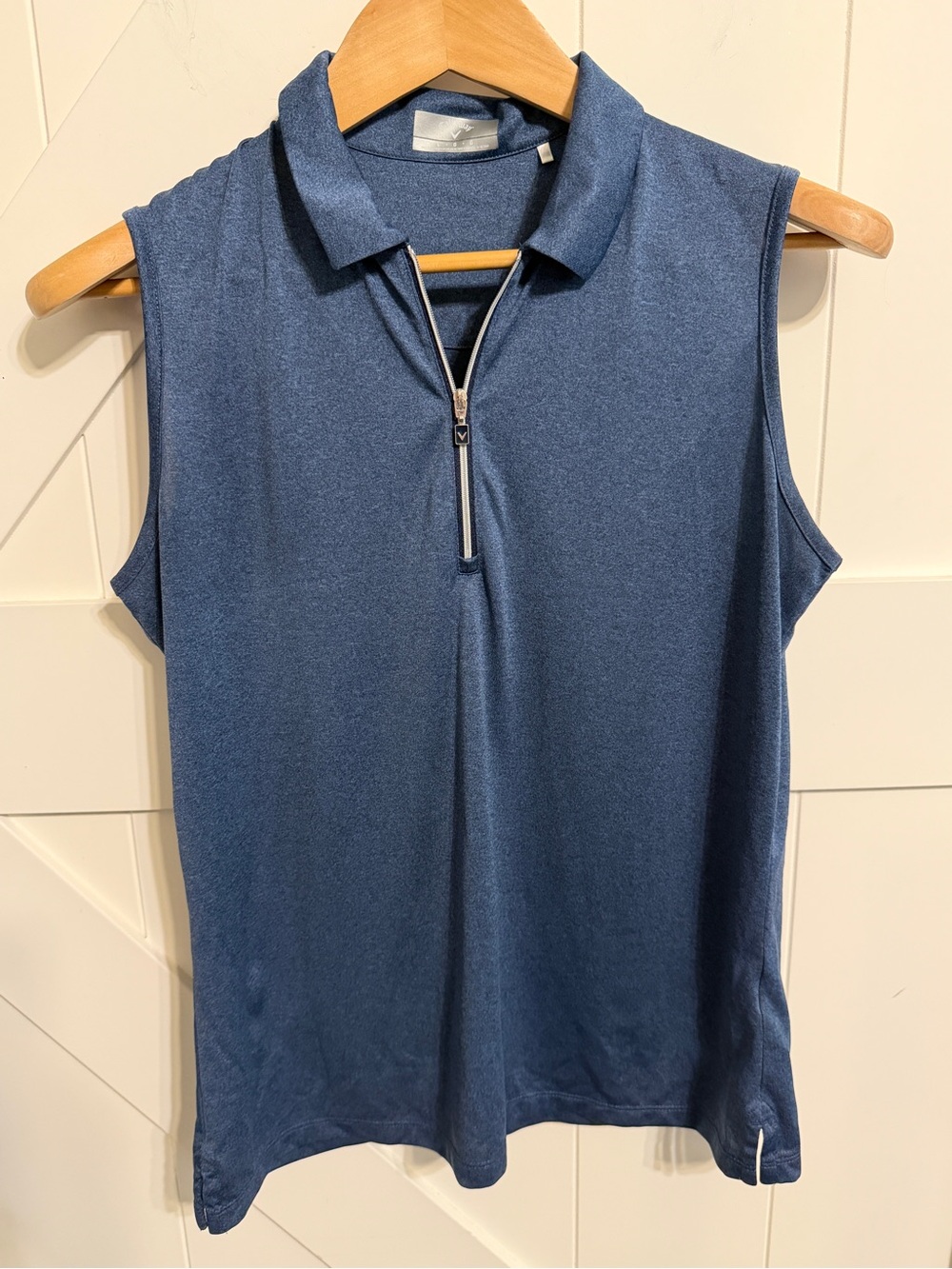 Callaway Women’s Golf Polo Top Women’sSize Large Blue Sleeveless Quarter Zip